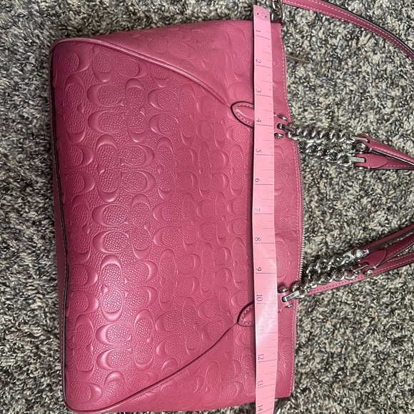 Coach fushia embossed satchel - Picture 7 of 8